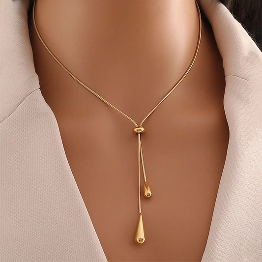 Collier Shay